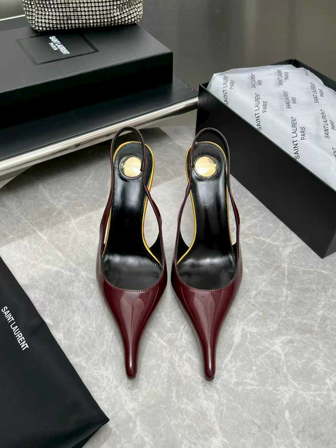 ,туфли saint laurent,туфли yves saint laurent,каблуки туфли,туфли фенди