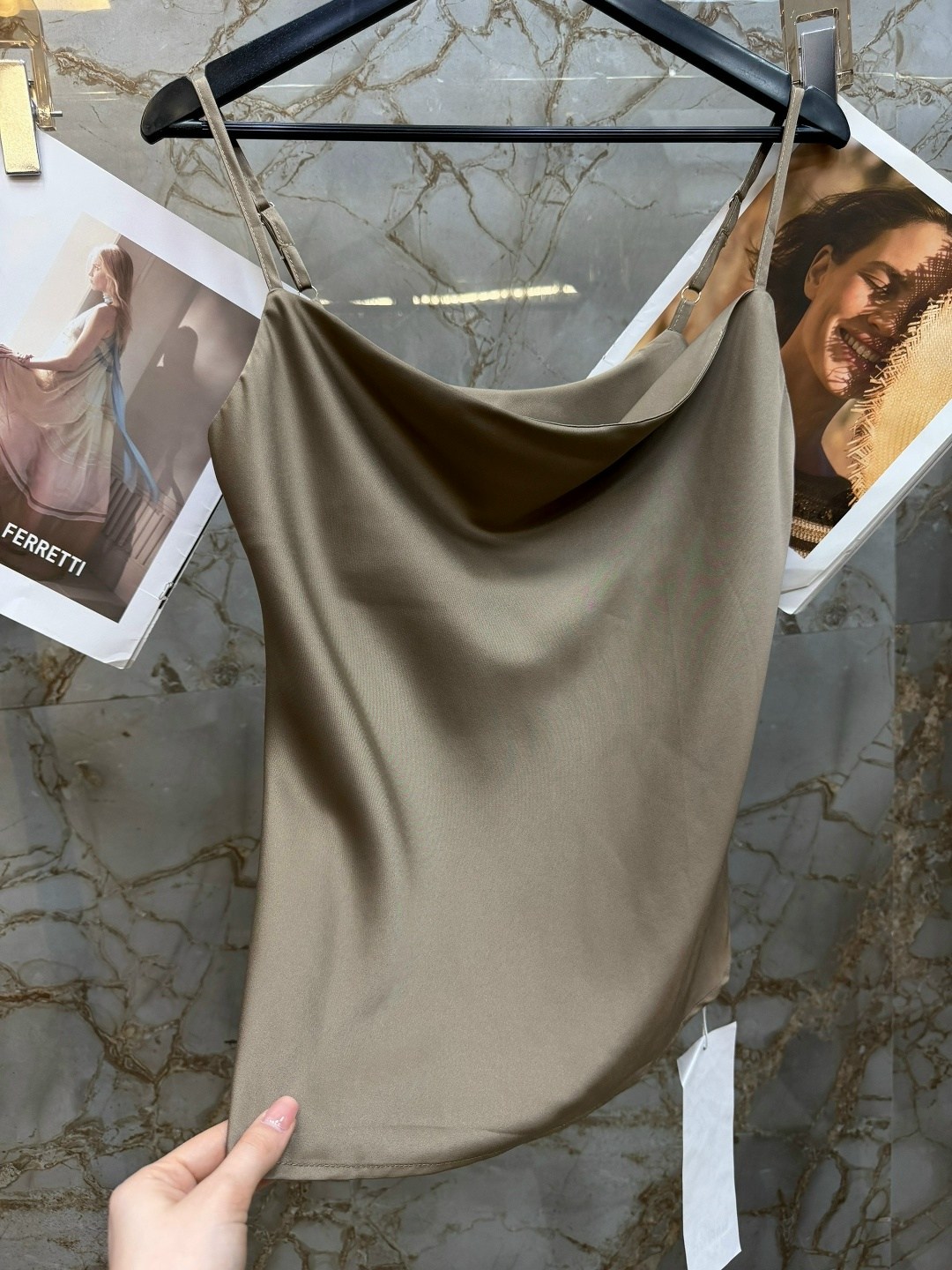 шелковый топ,атласный топ,шелковая майка,женская майка,топ женский на бретелях