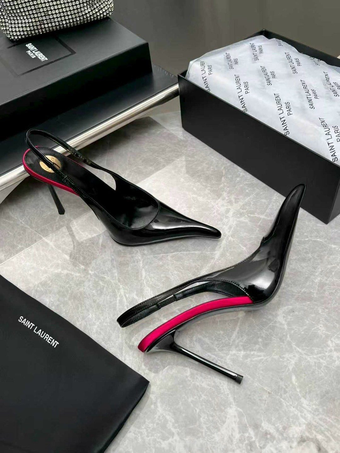 ,туфли yves saint laurent,джимми чу лаковые туфли,туфли лодочки женские,saint laurent туфли