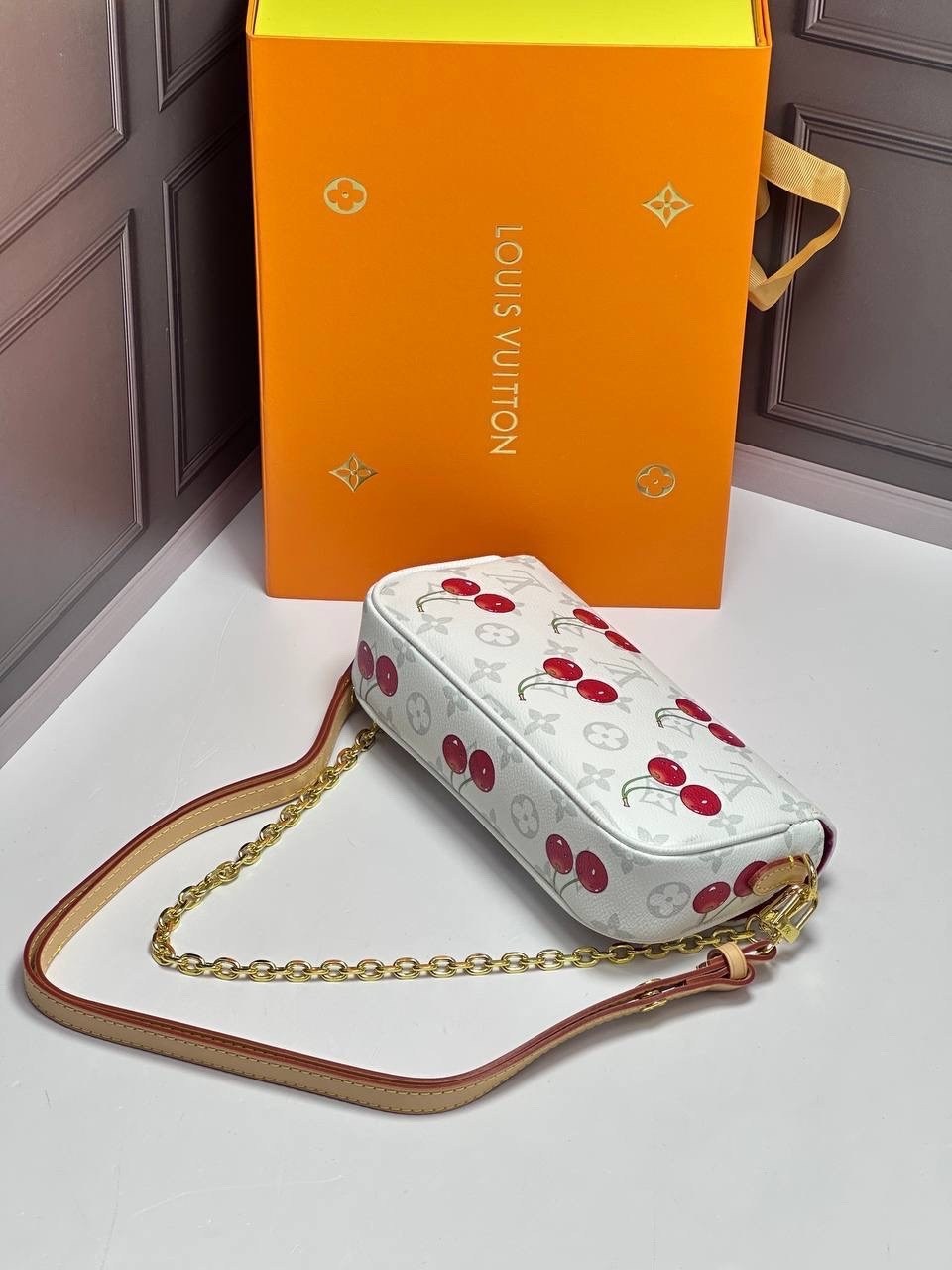 louis vuitton сумка на плечо,сумка louis vuitton,сумка женская louis vuitton,louis vuitton сумка на плечо мешок,сумочки