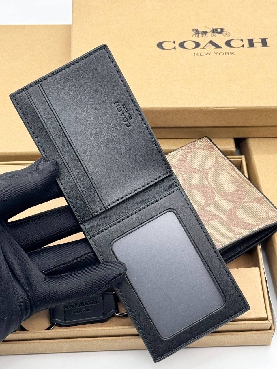кошелек coach,мужские кошельки,мужские аксессуары,упаковка подарочная,подарочная коробка