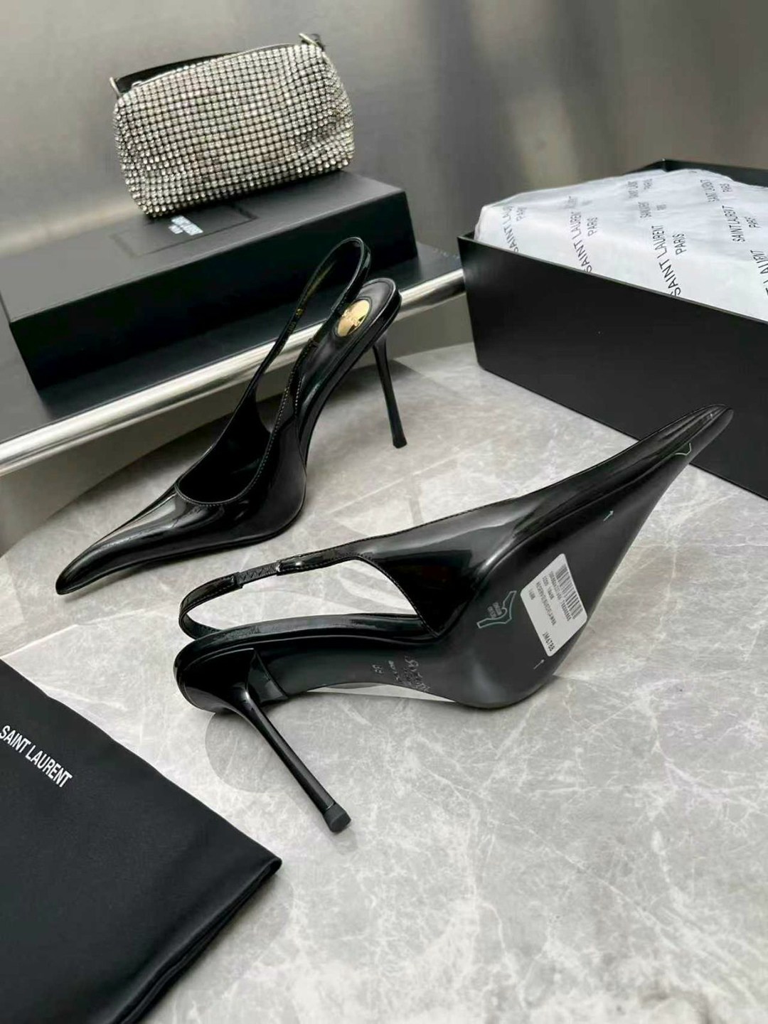 туфли yves saint laurent,saint laurent туфли,туфли ив сен лоран,туфли лодочки женские,лакированные туфли