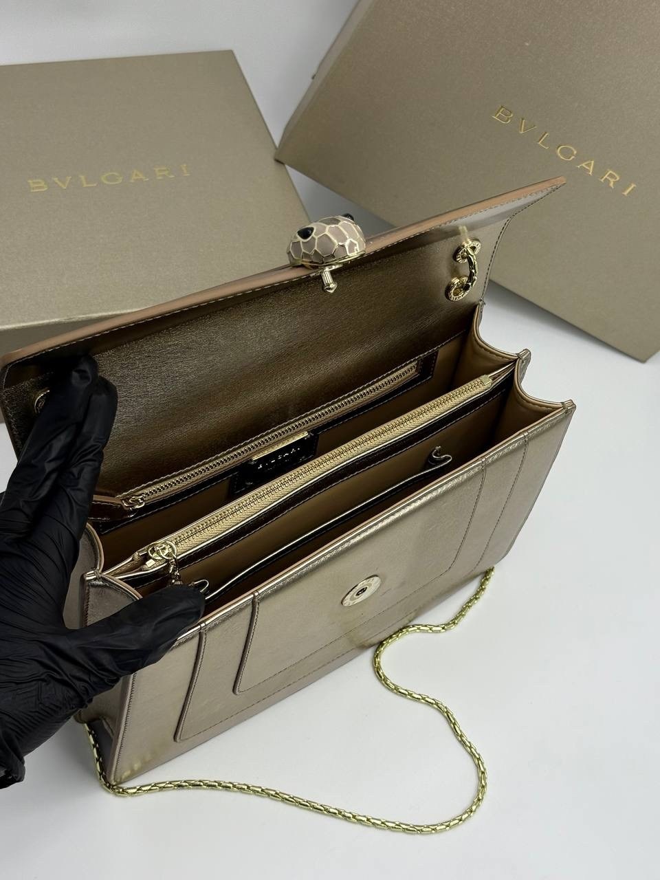 сумка bvlgari,сумка булгари,сумка на плечо bvlgari,сумка клатч булгари,сумка женская bvlgari