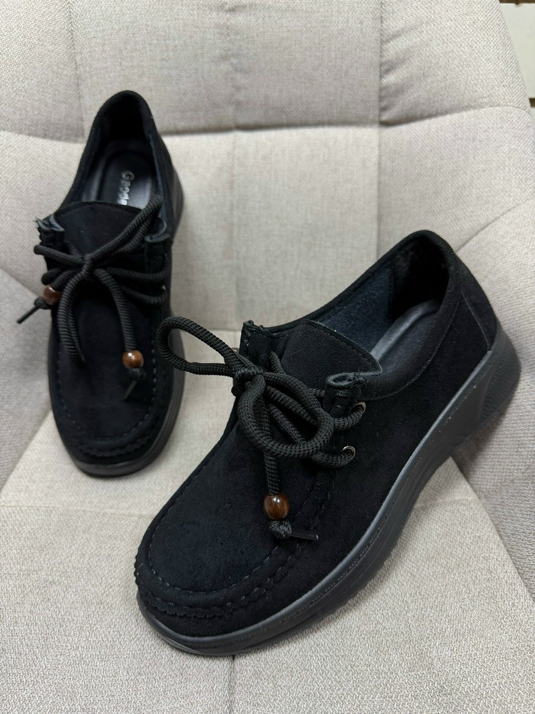 ,женские мокасины на танкетке натуральная замша,лоферы из замши женские,мокасины на шнурках, женская