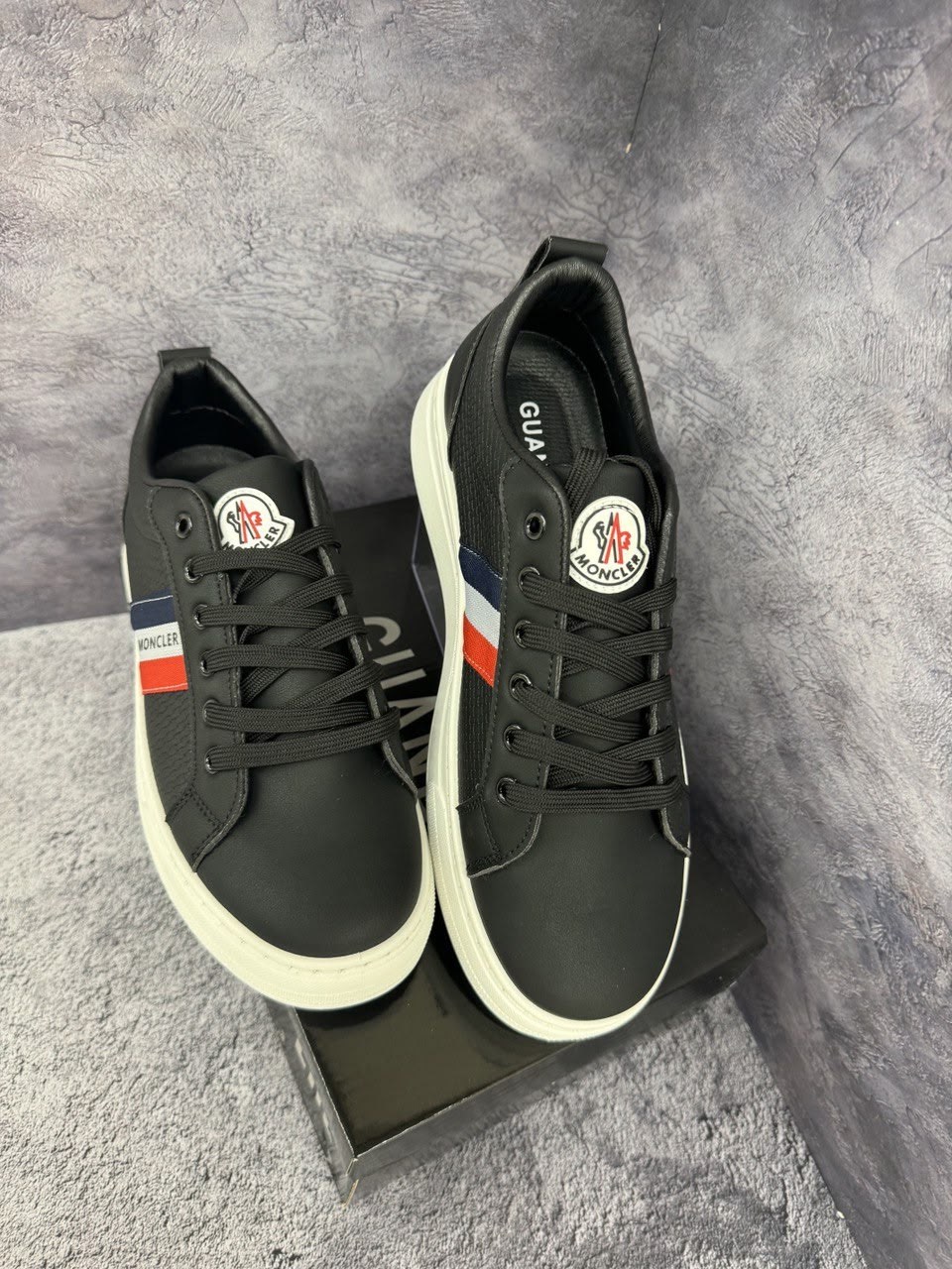 ,кроссовки moncler,кроссовки монклер,moncler sneakers,повседневные кроссовки
