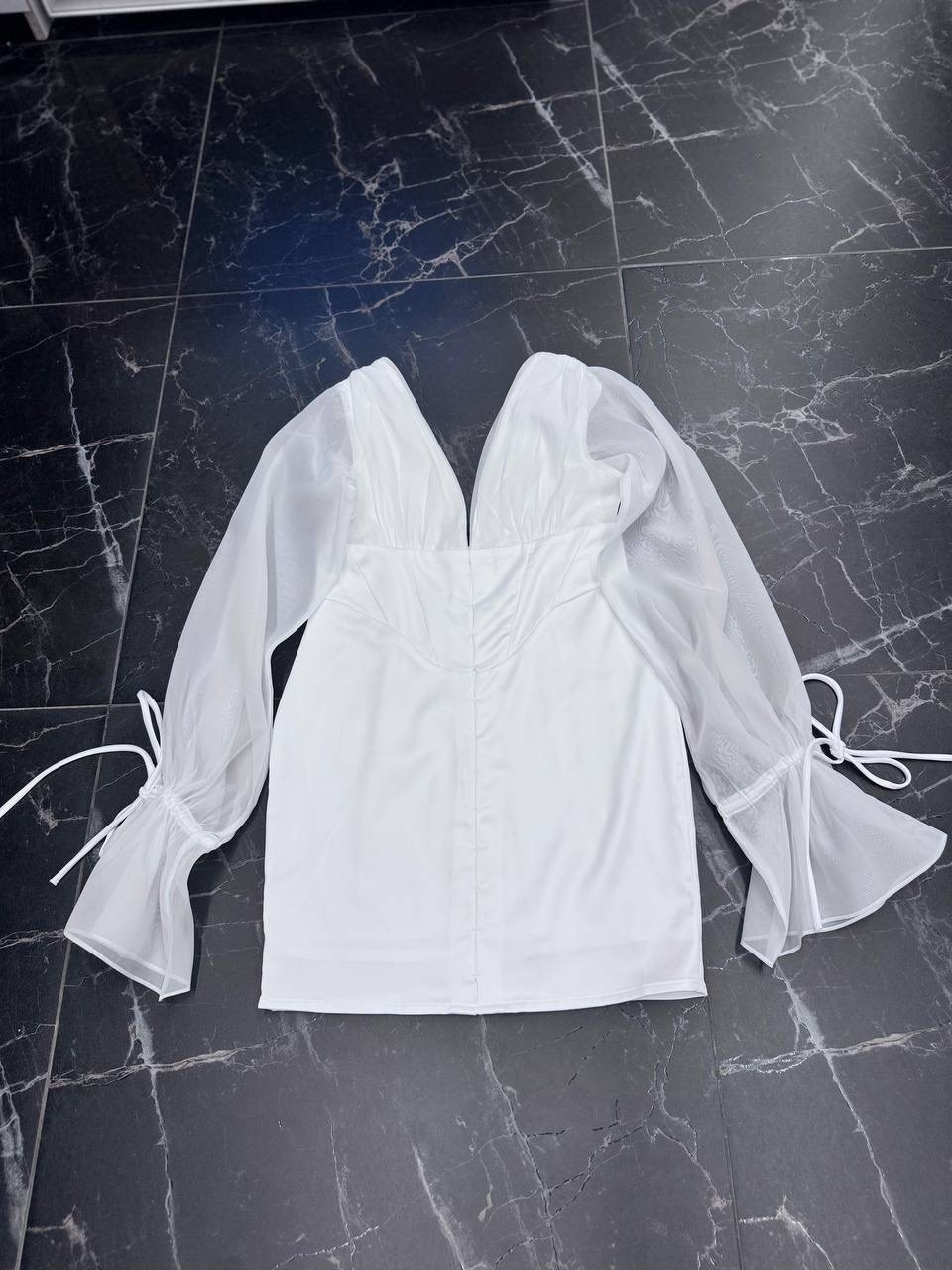 платье стильное,белое платье мини,стильные наряды,шикарная одежда,белое платье