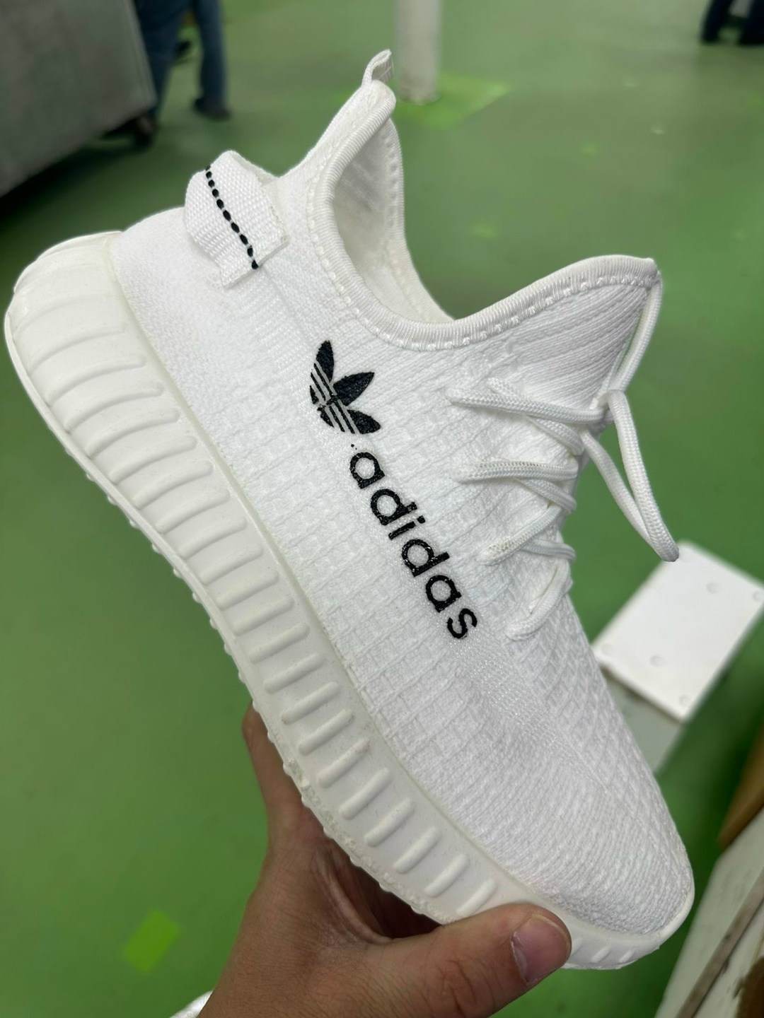 adidas yeezy boost 350 v2 cinder reflective,adidas yeezy boost 350 v 2,adidas yeezy boost 350 v2 cinder,кроссовки мужские yeezy boost 350,yeezy boost 350 v 2