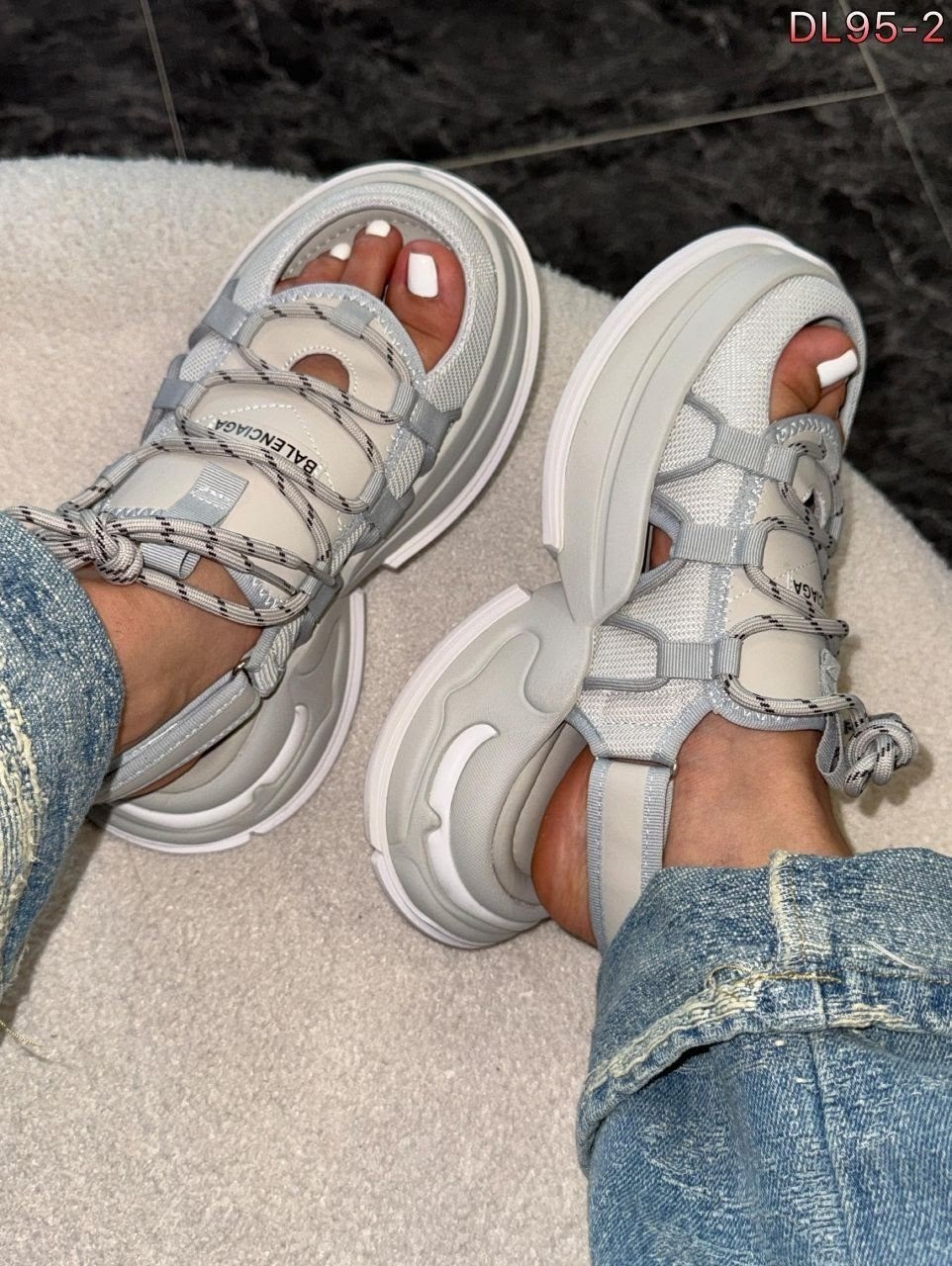 босоножки balenciaga,сандалии balenciaga,,сандалии баленсиага трек,кроссовки balenciaga женские