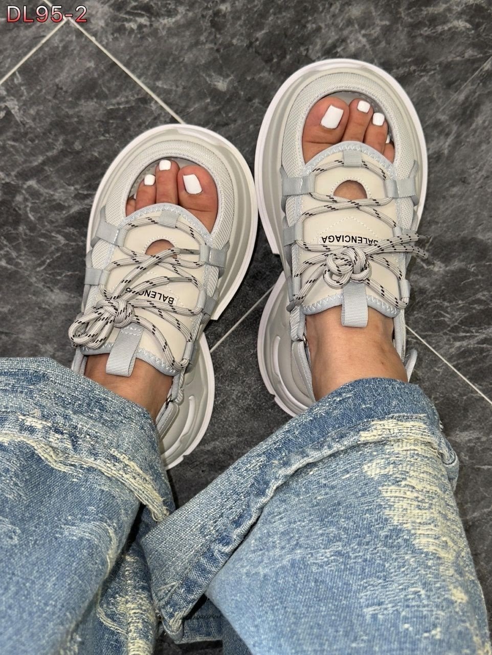 босоножки balenciaga,сандалии balenciaga,,сандалии баленсиага трек,кроссовки balenciaga женские