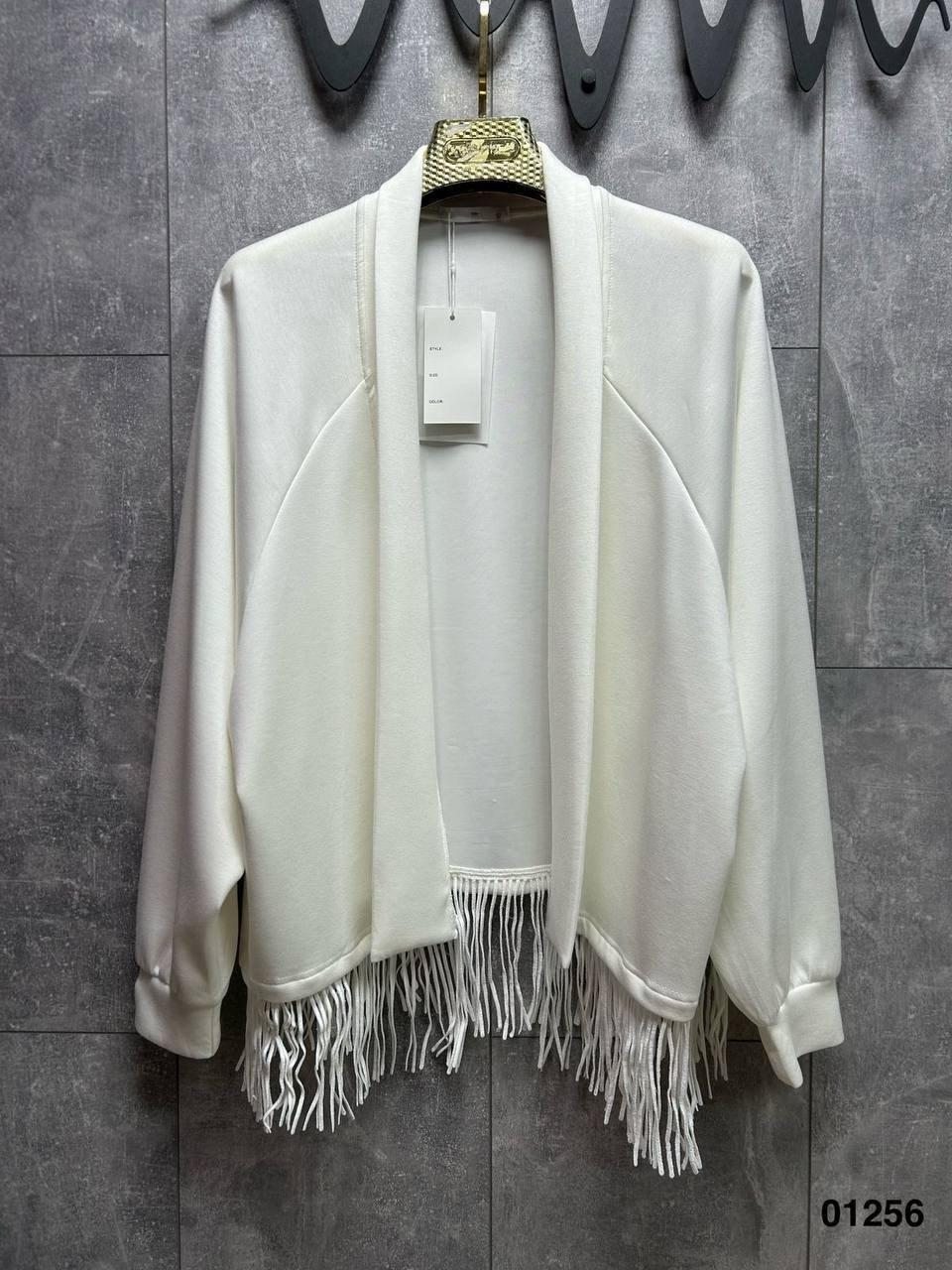 пальто с бахромой,пальто из итальянской шерсти chicago с бахромой белое,кардиган с бахромой,кардиган,джемпер с бахромой