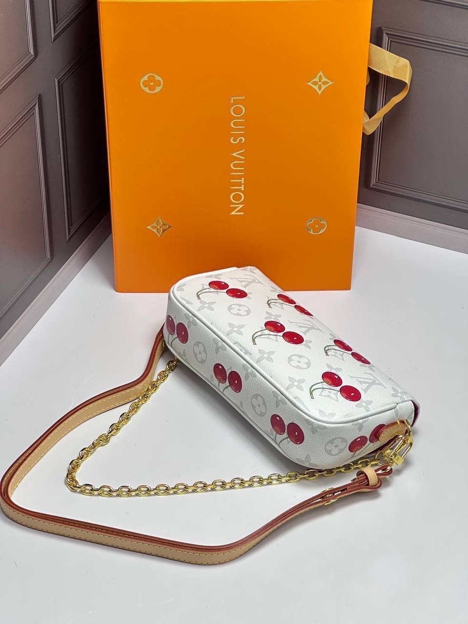 louis vuitton сумка на плечо,сумка louis vuitton,сумка женская louis vuitton,louis vuitton сумка на плечо мешок,сумочки
