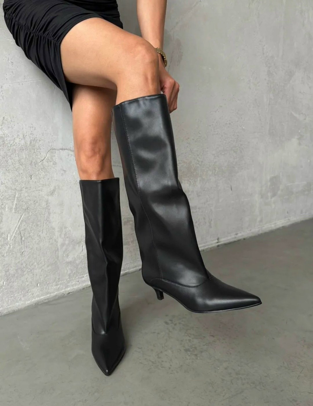 сапоги демисезонные на маленьком каблуке gh collection,сапоги трубы на каблуке демисезонные alessandra maddoni,сапоги демисезонные на маленьком каблуке gh collection цвет черный,сапоги трубы на каблук