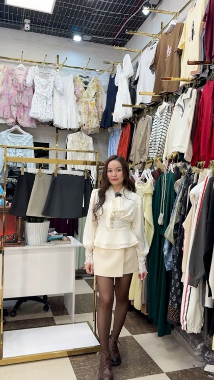 блузка с оборками,нарядная блуза,элегантный костюм,блузка и юбка,женские наряды