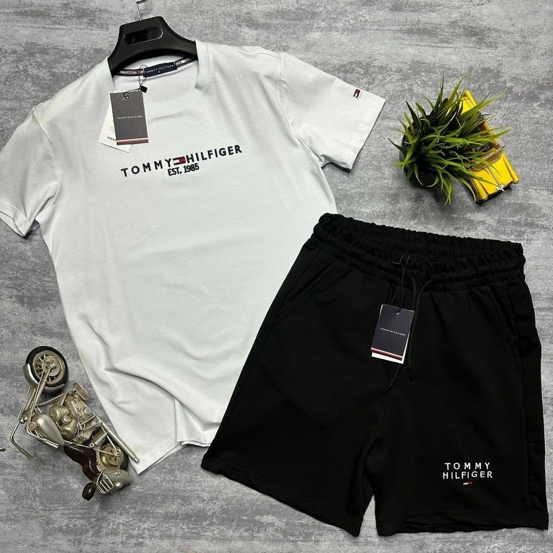 спортивный костюм nike мужской,костюм nike,спортивные костюмы nike,летний спортивный костюм футболка с шортами nike,комплект футболок nike