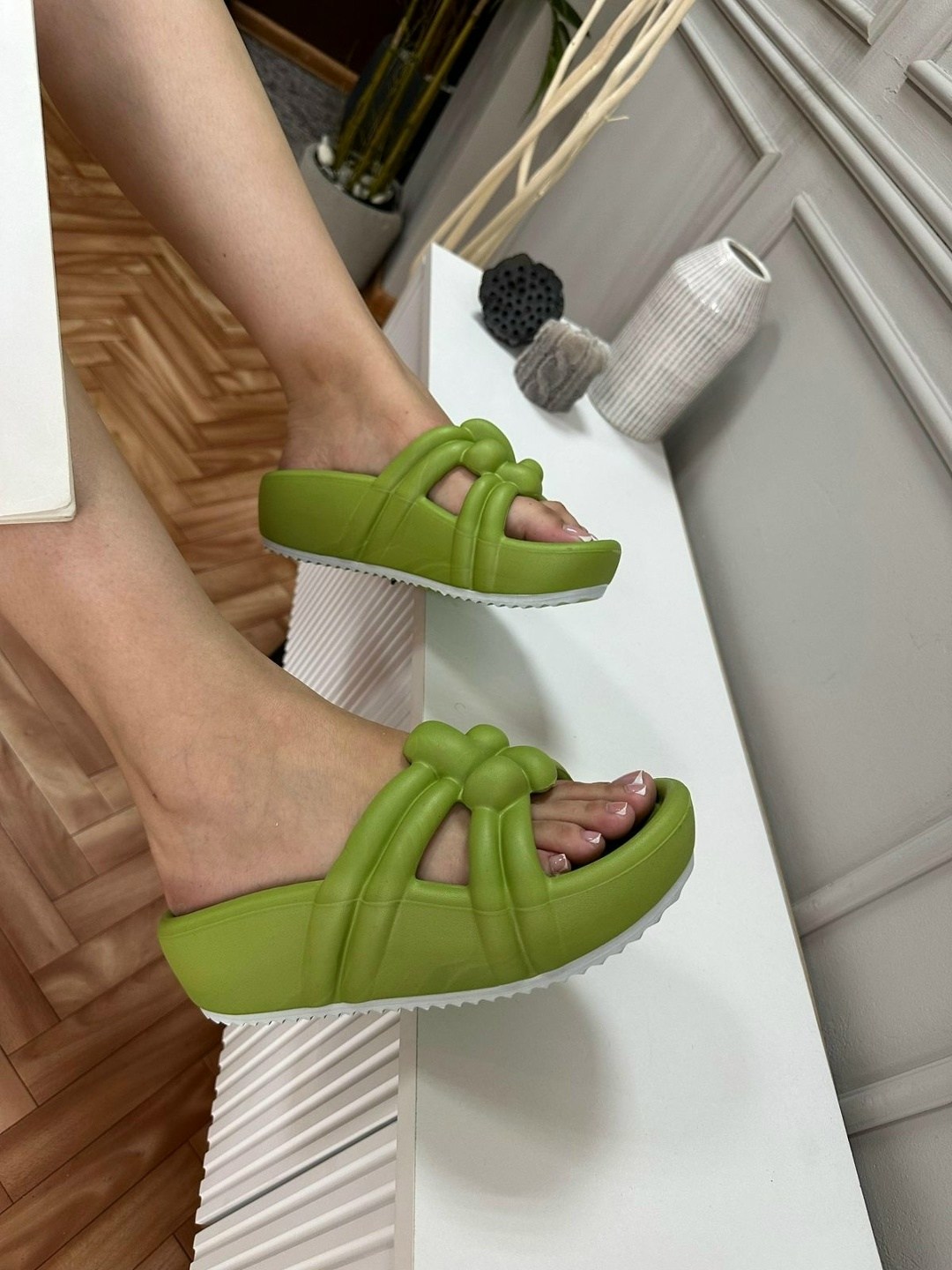 шлепанцы adidas yeezy slide,шлепанцы женские,,шлепки женские,тапки adidas yeezy slide