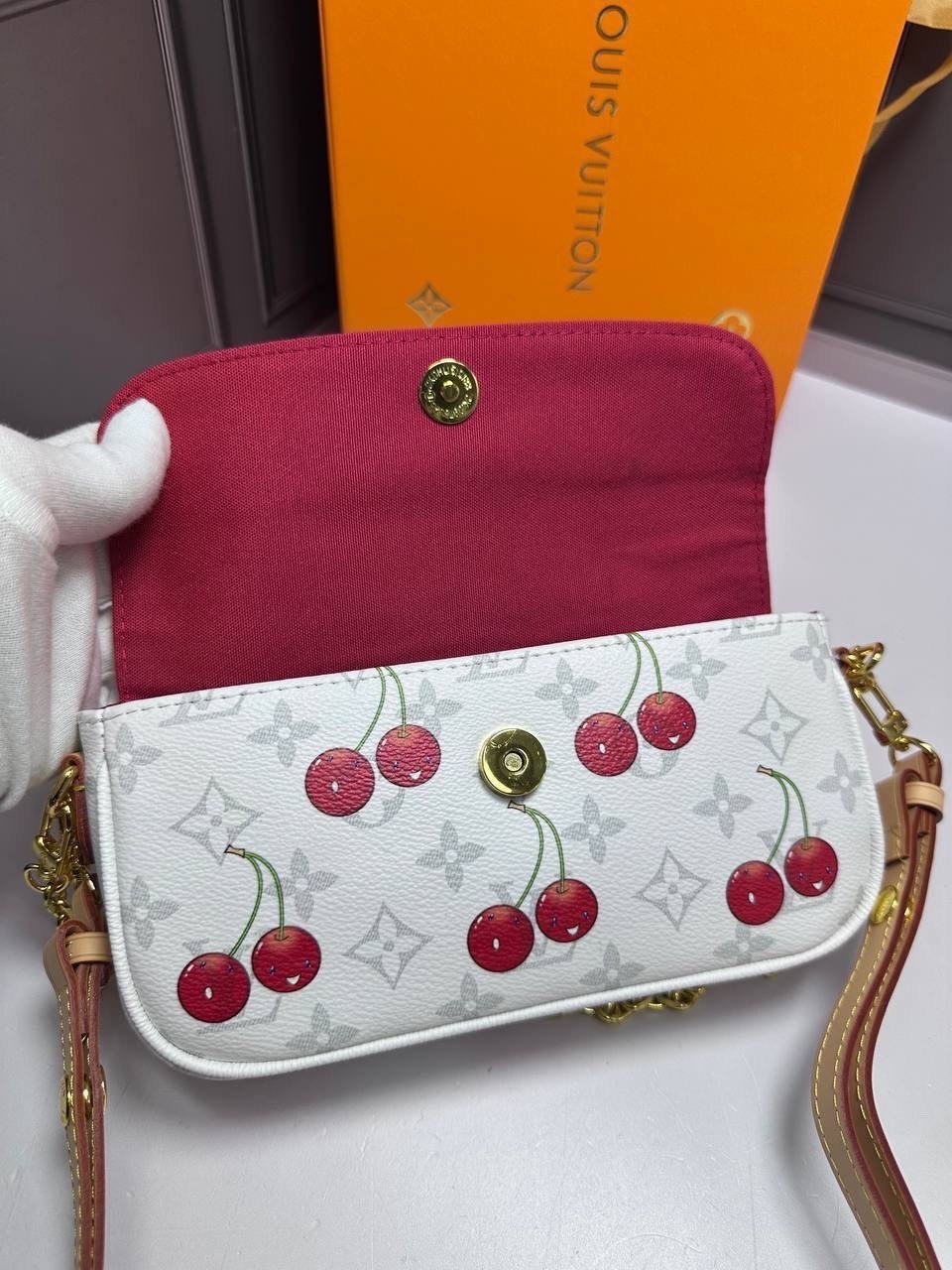 louis vuitton сумка на плечо,сумка louis vuitton,сумка женская louis vuitton,louis vuitton сумка на плечо мешок,сумочки