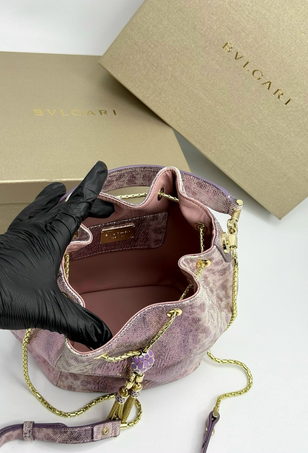 сумка,bvlgari сумка на плечо,сумка женская,сумка bvlgari,сумка булгари