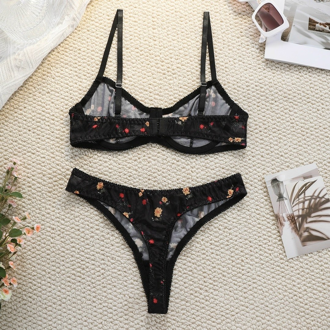 комплект нижнего белья,женские комплекты нижнего белья,женские комплекты белья,женское нижнее белье,комплекты белья женский черный