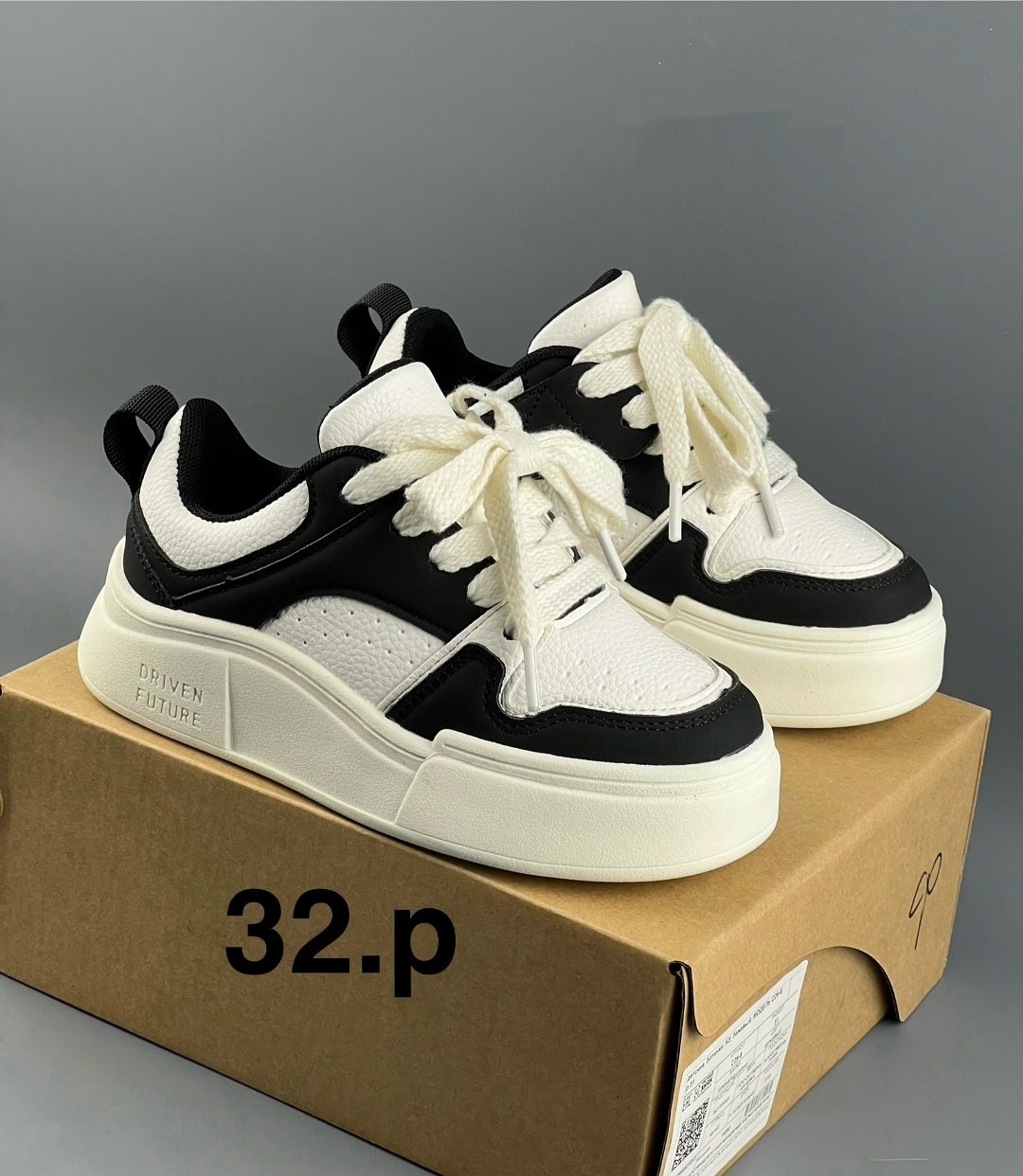 женские кроссовки,,спортивная , женская,кроссовки оригинальные