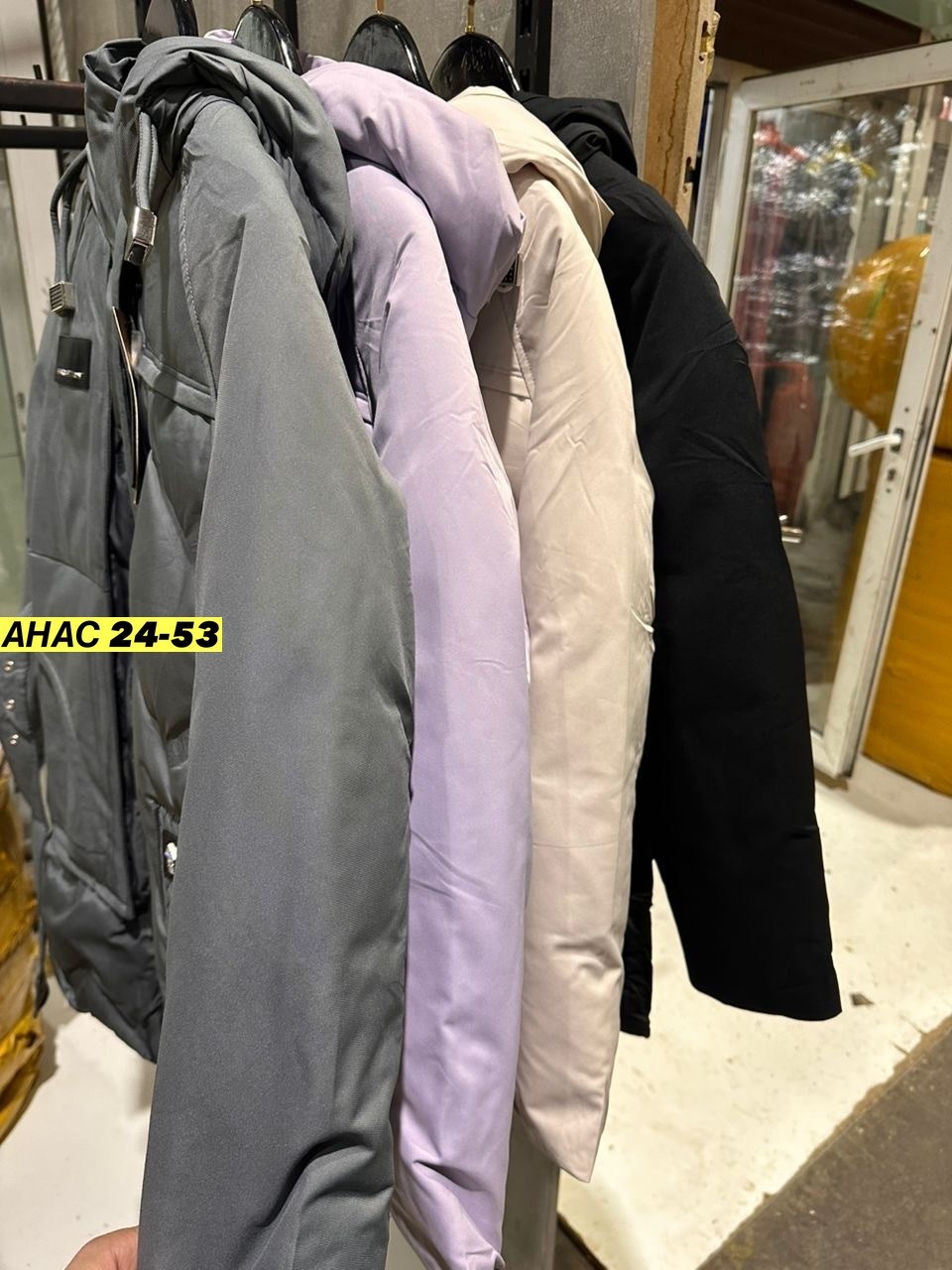 пуховик женский зима,пуховик,бордовый пуховик женский,зимой,бордовый пуховик