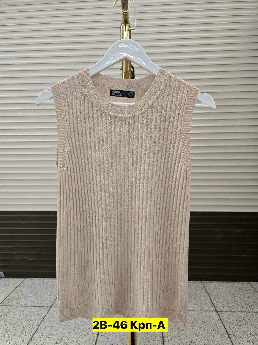 майка женская,женская кофта,вязаный жилет,женский вязаный жилет,топы и футболки