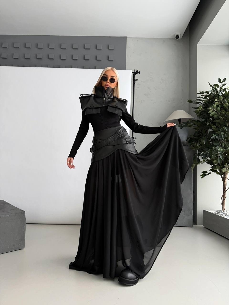 куртка косуха,стильное платье,кожаная куртка,