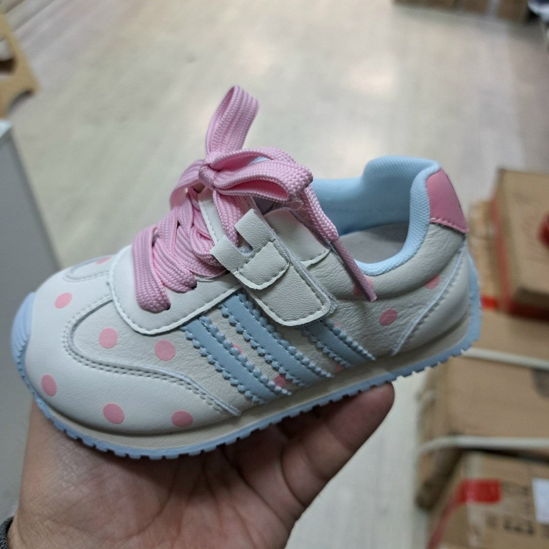 ,детские кроссовки,кроссовки для малыша,кроссовка детская,детская