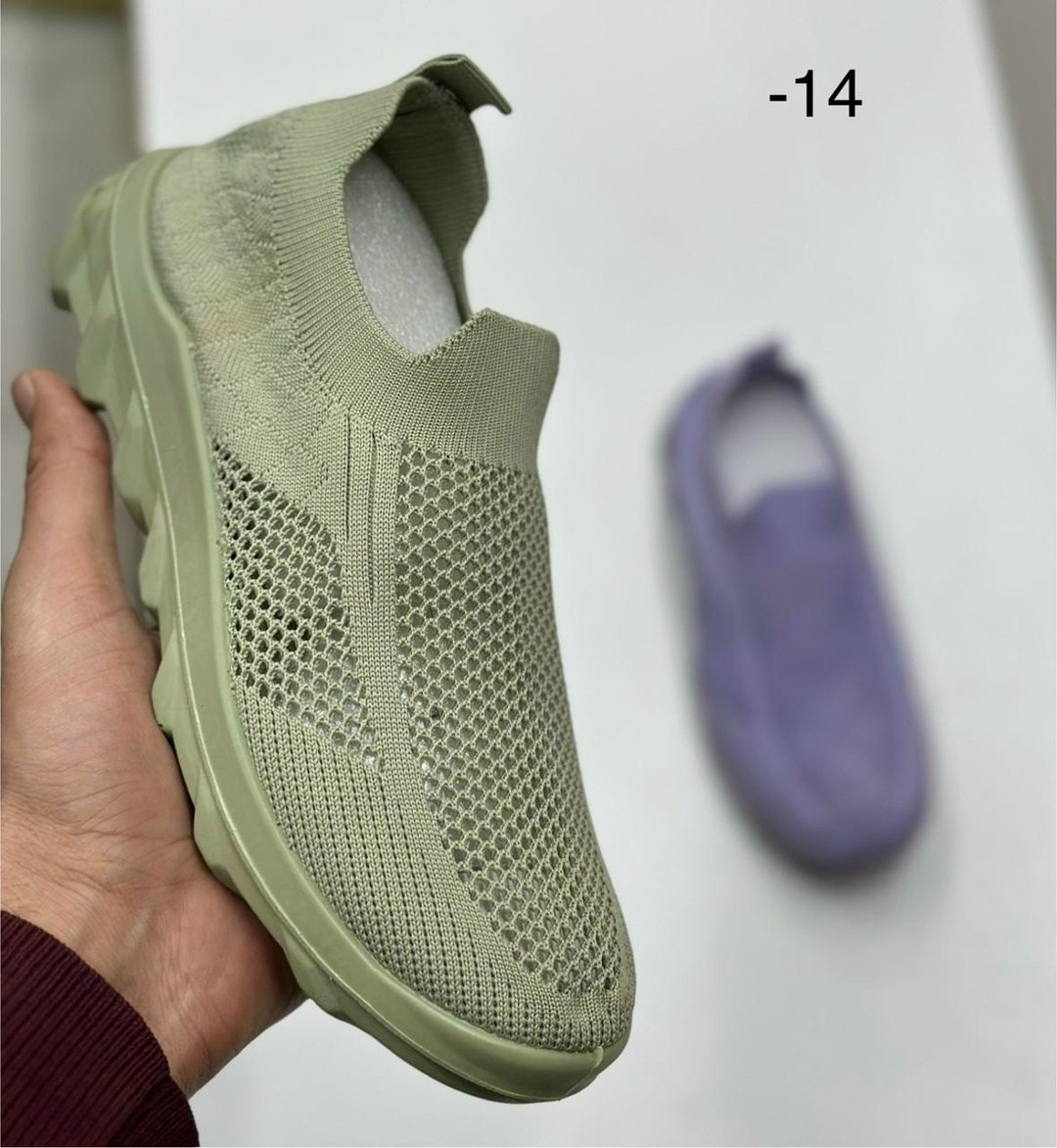 ,кроссовки женскиe,слипоны женские,спортивная , женская