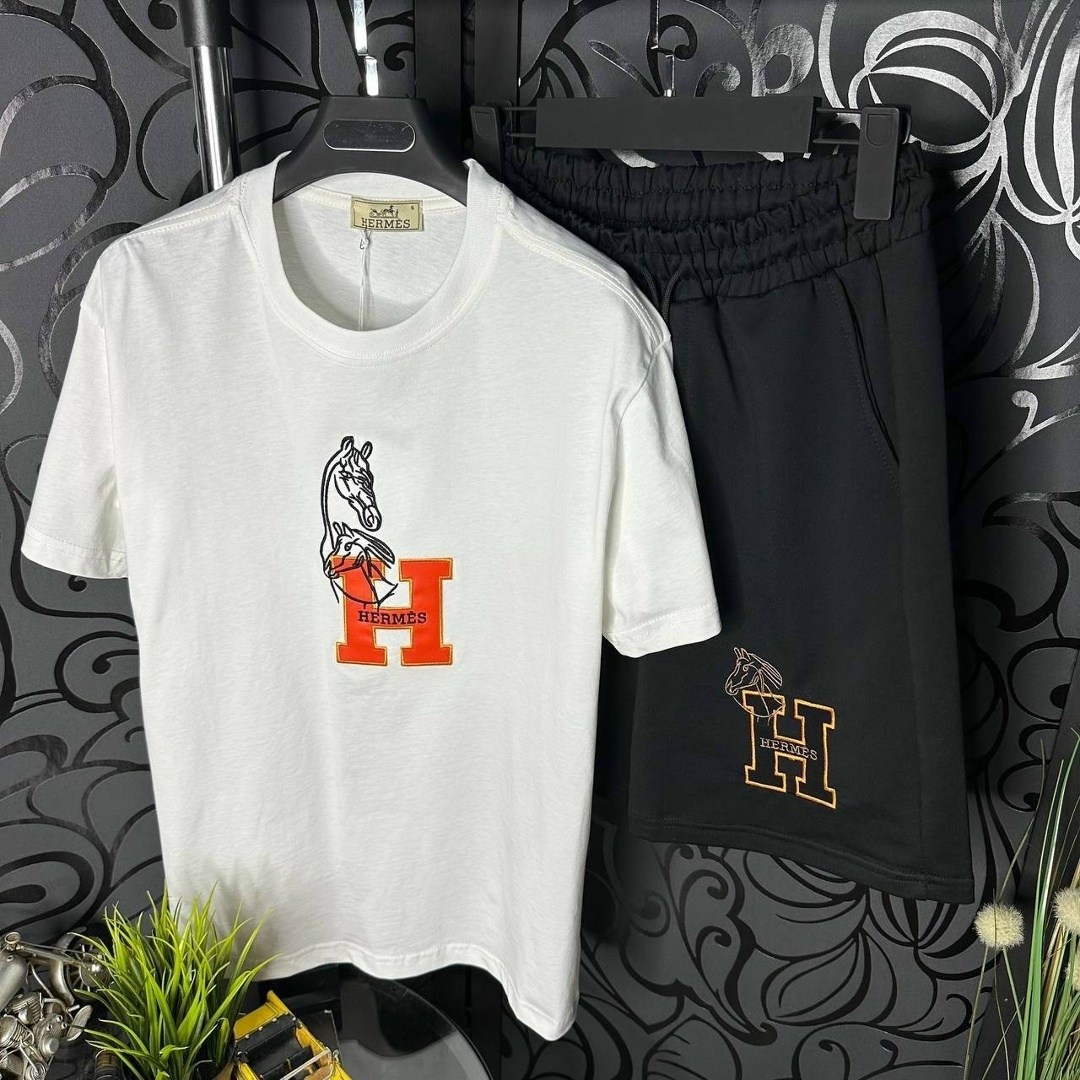 спортивный костюм calvin klein,спортивные костюм мужские с шортами,костюм футболка шорты,спортивный костюм летний,мужской летний костюм с шортами