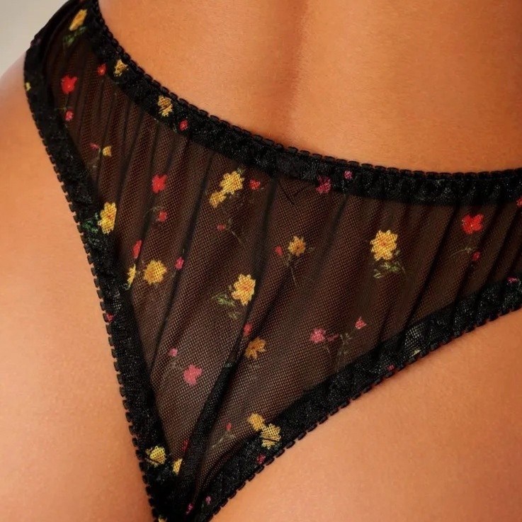 комплект нижнего белья,женские комплекты нижнего белья,женские комплекты белья,женское нижнее белье,комплекты белья женский черный