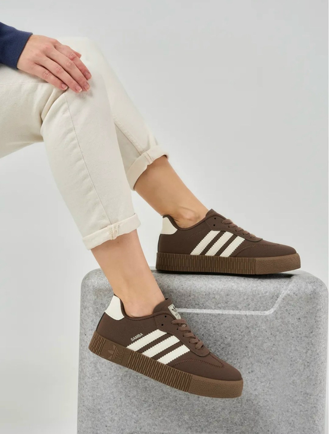 adidas jjjjound x adidas samba og замшевые кроссовки,adidas samba brown,кроссовки adidas samba,кеды jjjjound x adidas samba og цвет коричневый,кроссовки женский adidas samba