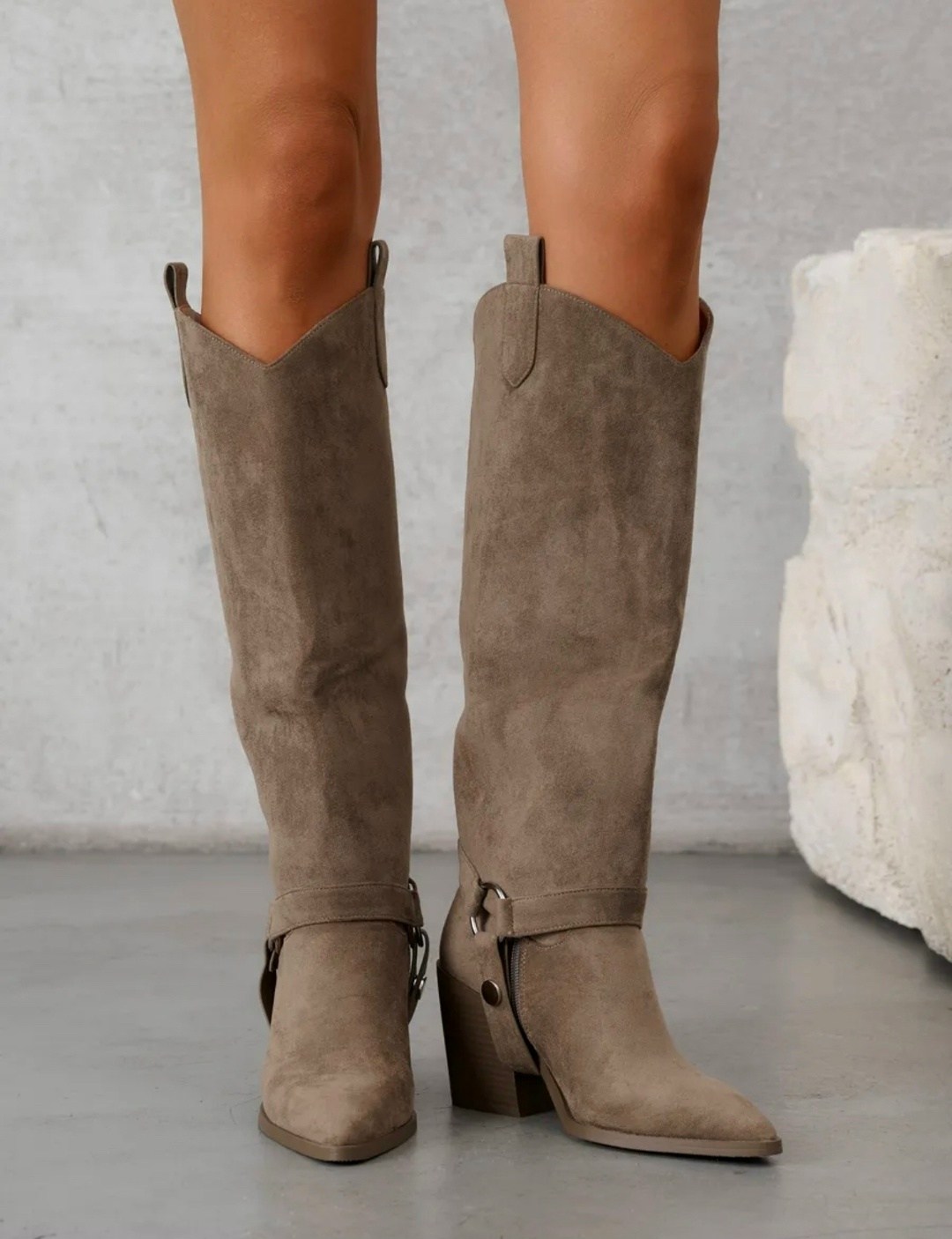 сапоги казаки высокие из натуральной замши,женские сапоги,сапоги казаки,замшевые сапоги,араз сапоги замша