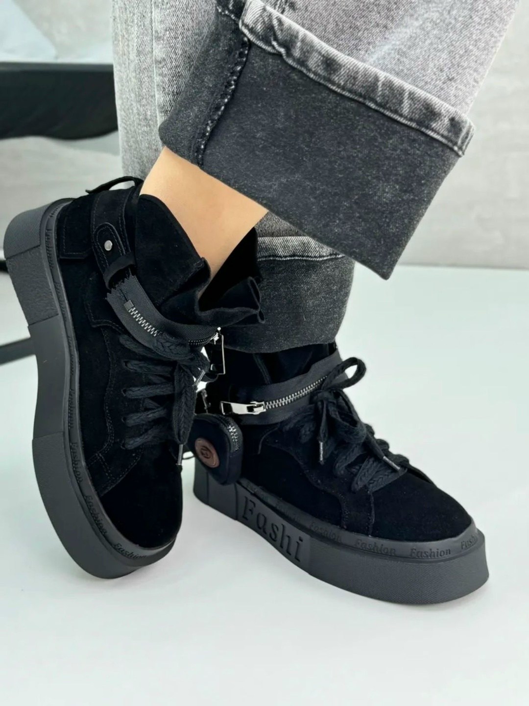 ,кеды disel замшевые на платформе,кеды disel замшевые на платформе fashionhut, женская,кеды prada