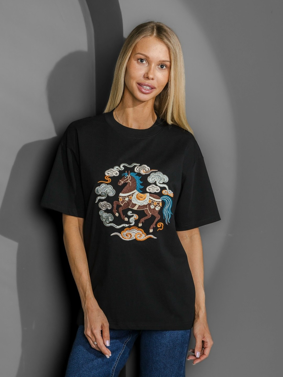 футболки женская,футболки модные,футболки с вышивкой,футболки оверсайз,футболки оверсайз с принтами