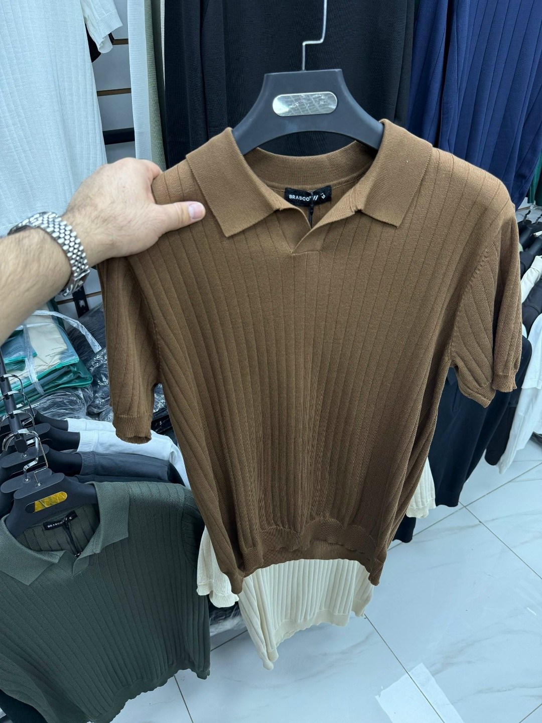 мужская трикотажная футболка с круглым вырезом коротким рукавом,трикотажная футболка,белая мужская футболка,мужская летняя футболка,футболке