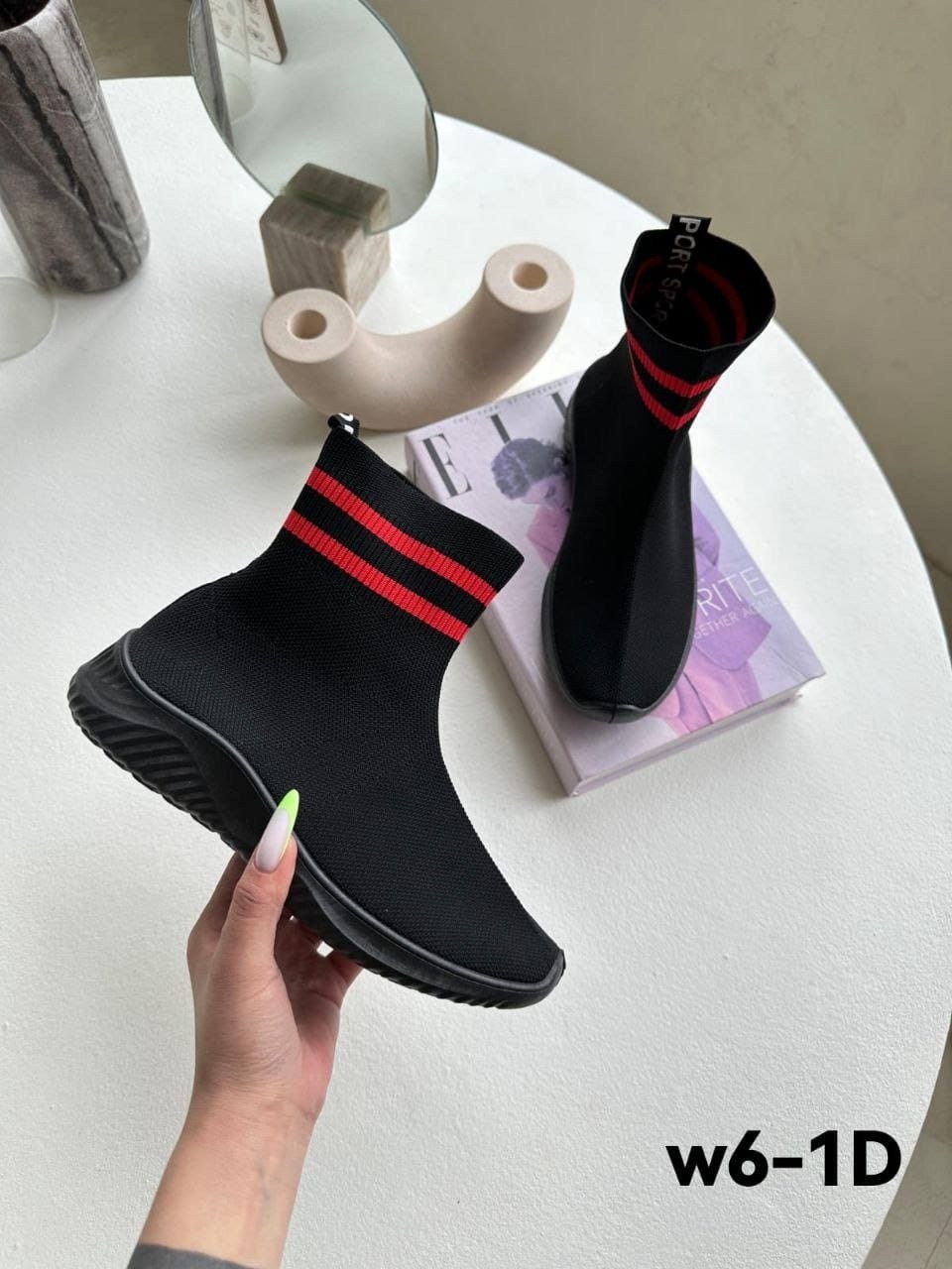 ,баленсиага кроссовки носки,кроссовки женские, женская,носки кроссовки