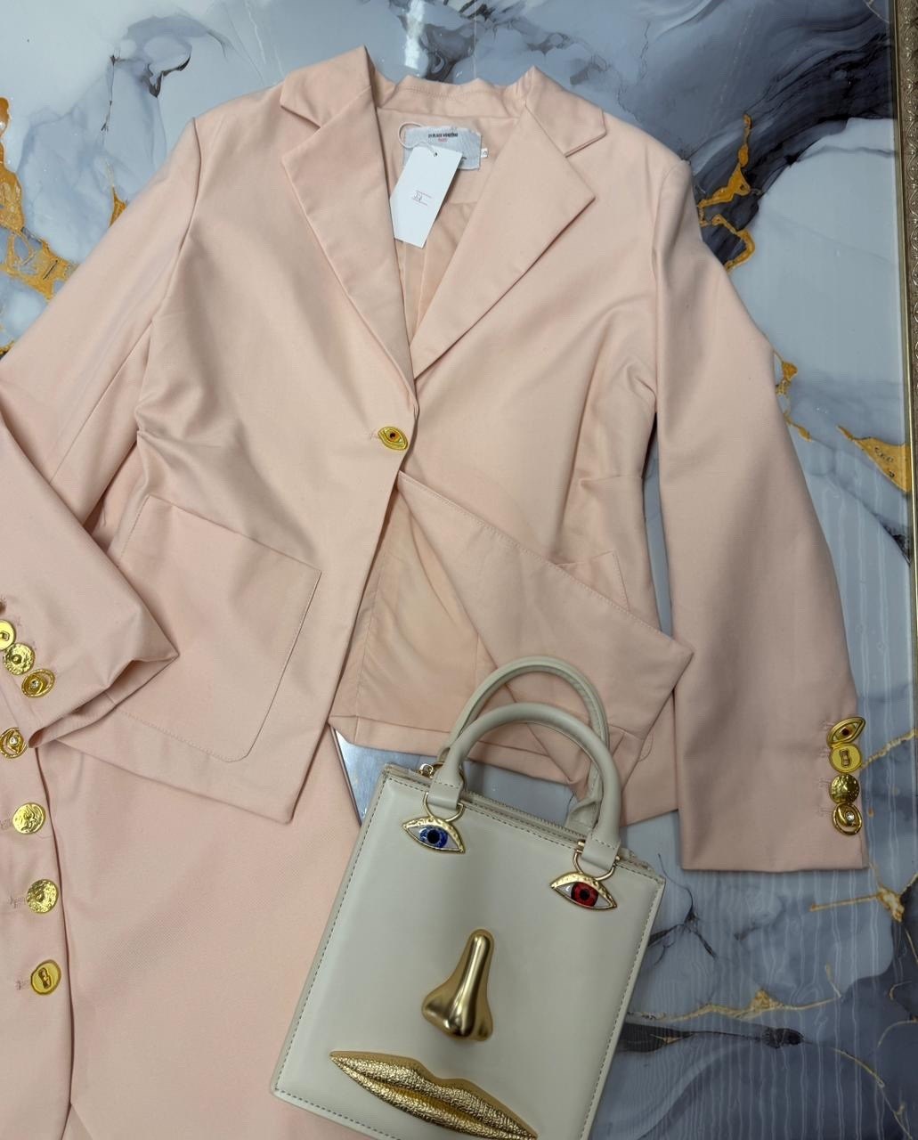 стильные костюмы,брючный костюм,женский костюм,деловой стиль,элегантные костюмы для женщин