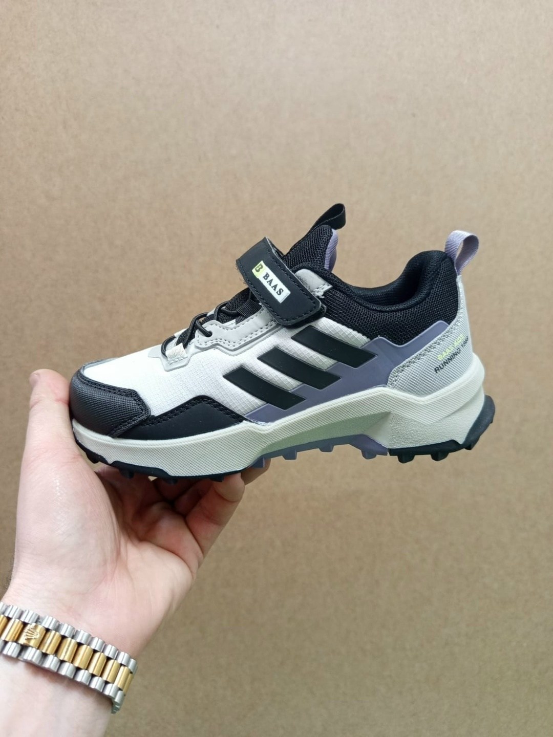 кроссовки adidas terrex,кроссовки адидас терекс гортекс,кроссовки adidas,кроссовки адидас terrex continental мужские,кроссовки