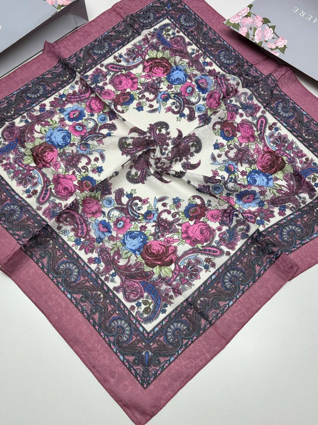 платки женские,платок,платок женский с рисунком,красивый платок,платок 70