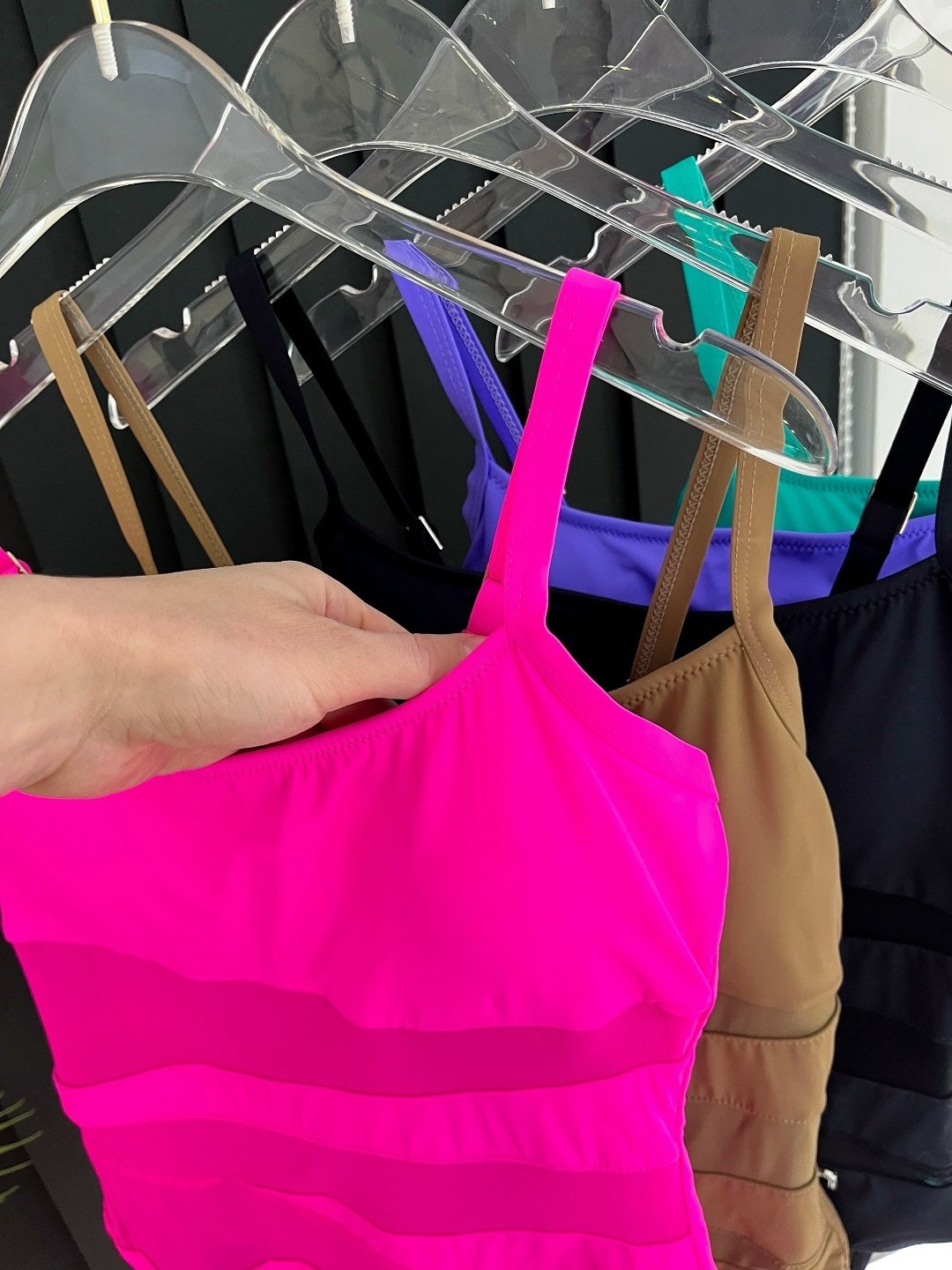 купальник слитный женский,купальники слитные,женский купальник,цельный купальник,закрытые купальники