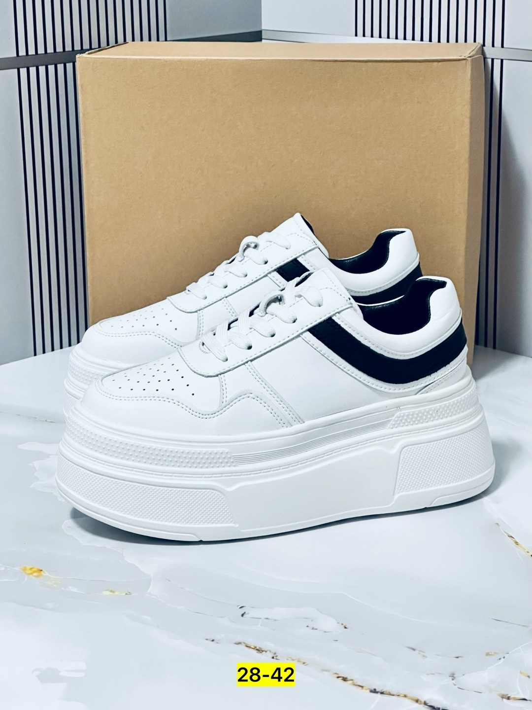 ,женские кроссовки,белые кроссовки, женская,кроссовки на платформе