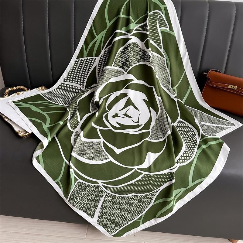 шелковый шарф,женский шелковый шарф,шарфы для женщин,платки шелковые,шарф с принтом