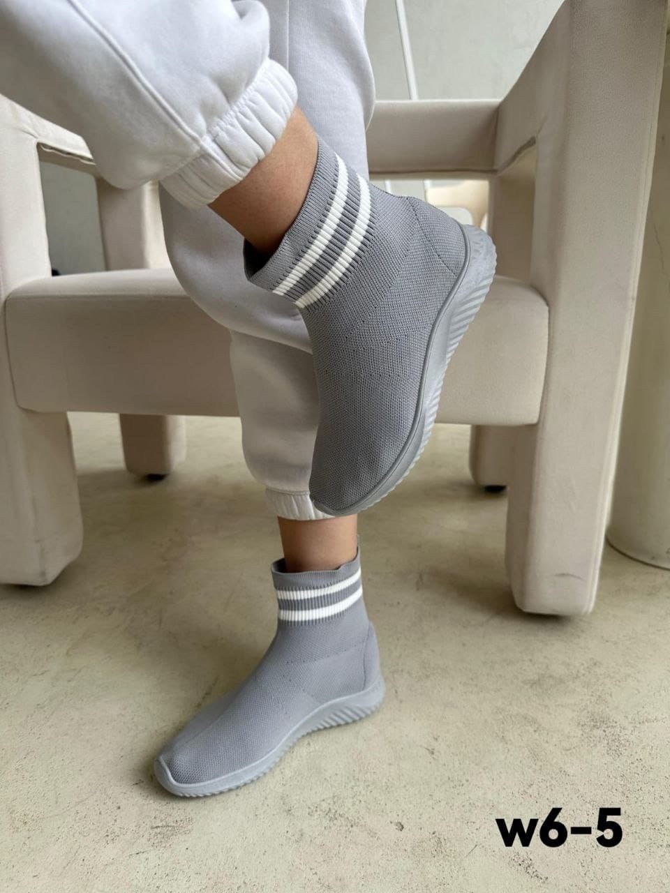 ,баленсиага кроссовки носки,кроссовки женские, женская,носки кроссовки