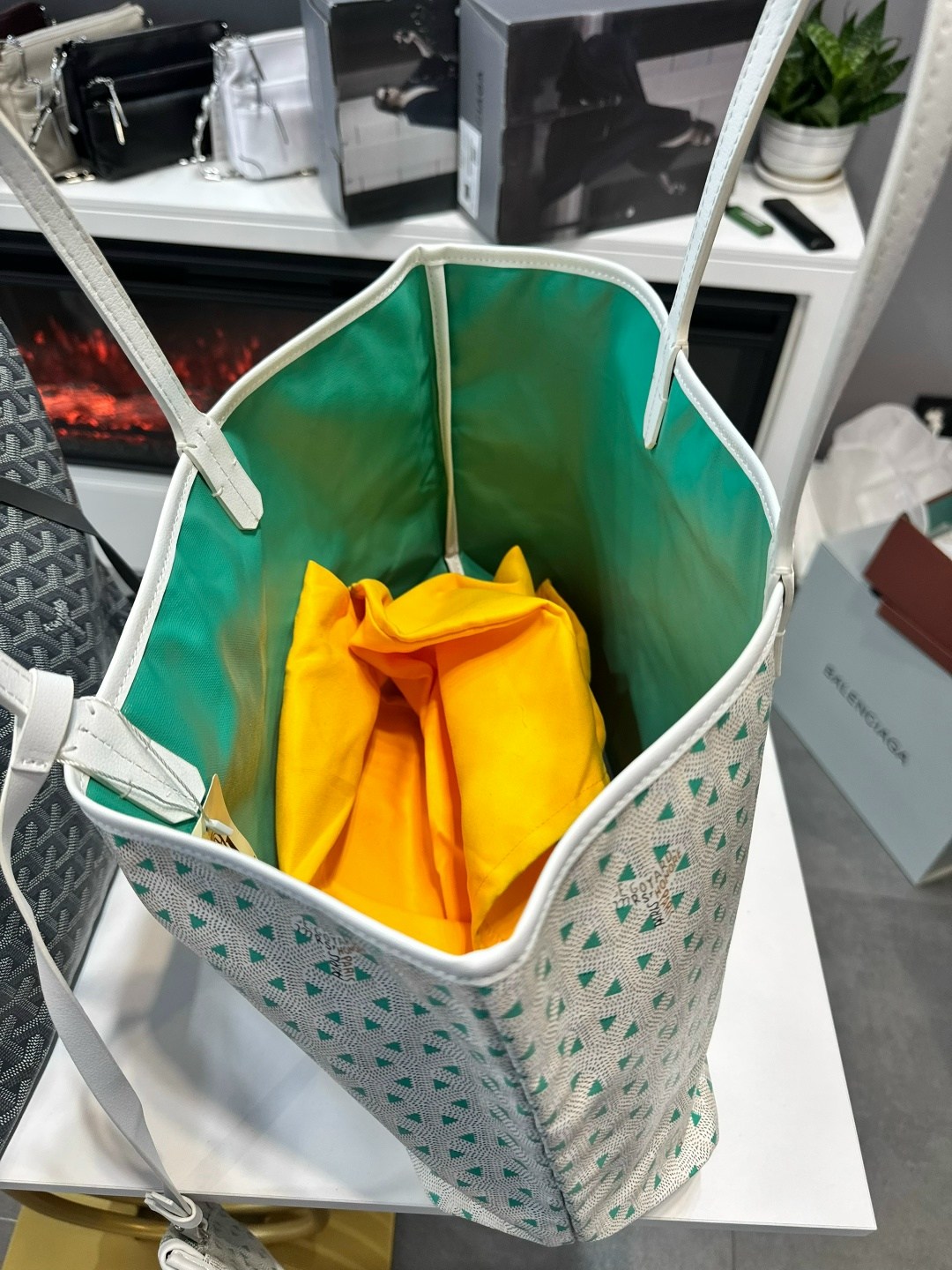 модная сумка,дизайнерская сумка,зеленая сумка,сумка,женская сумка