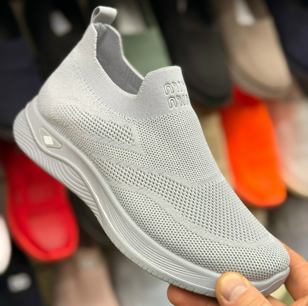 ,кроссовка мужской,спортивная ,мужские кроссовки,мужская