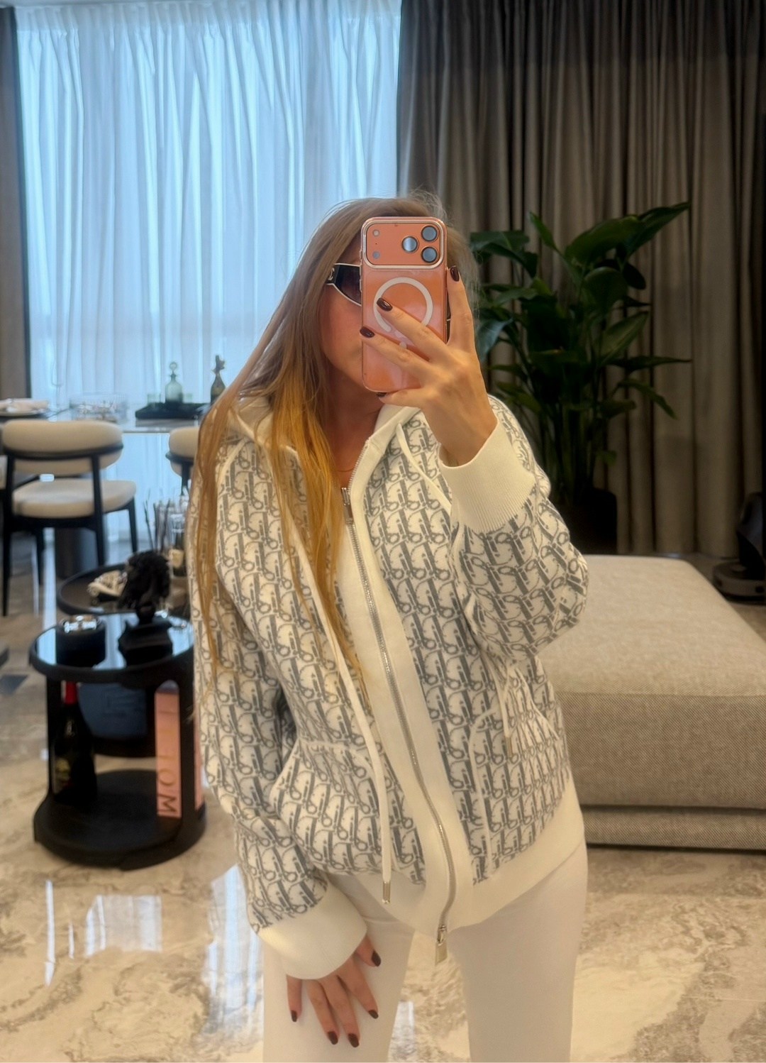 кофта диор,кардиган,женская двусторонняя куртка christian dior,женская кофта,кардиган с капюшоном