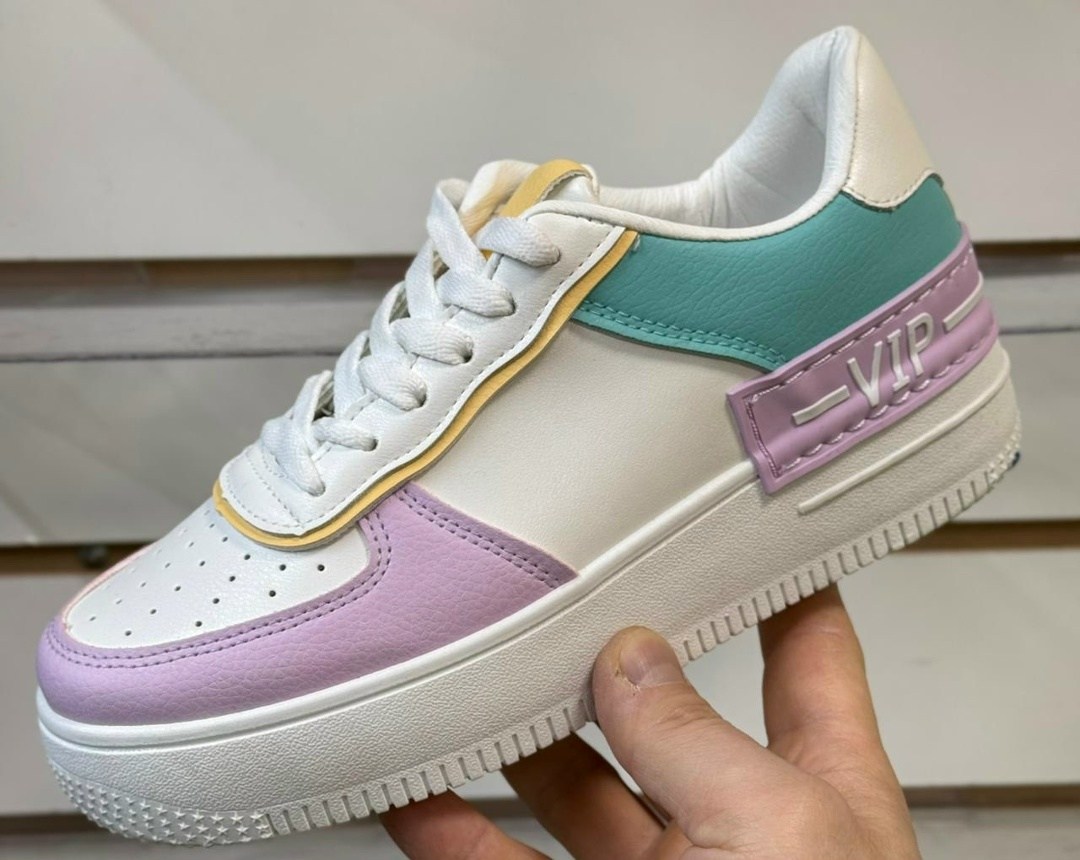 ,кроссовки женские,кроссовки модные, спортивная, женская