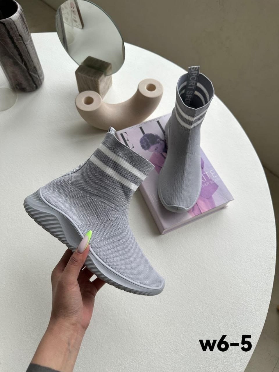 ,баленсиага кроссовки носки,кроссовки женские, женская,носки кроссовки