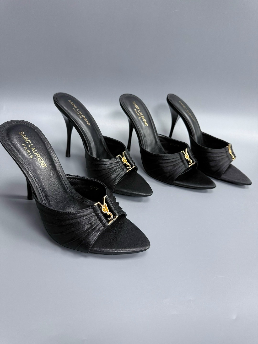 ,босоножки на каблуках,кожаные мюли,босоножки yves saint laurent,мюли на каблуке