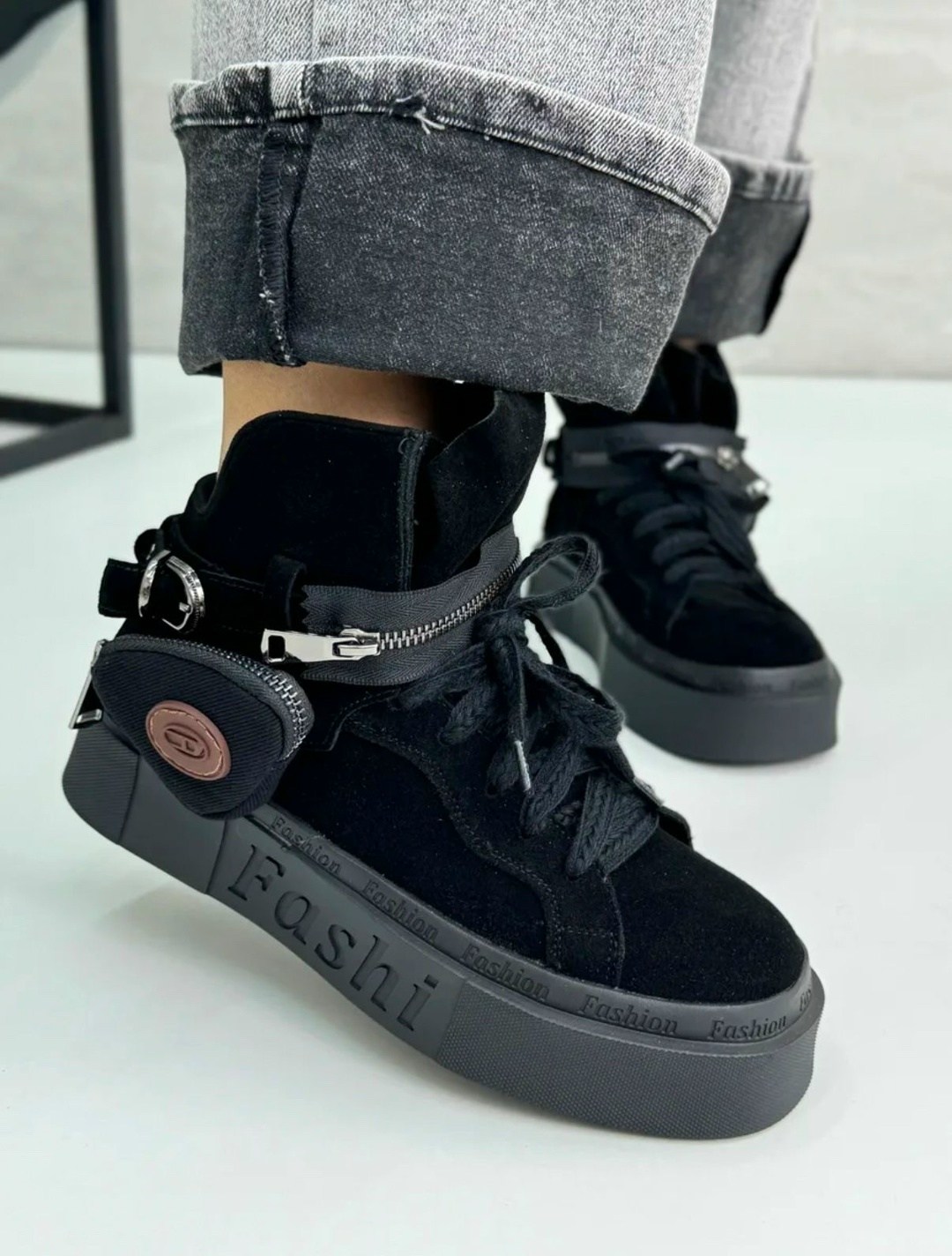 ,кеды disel замшевые на платформе,кеды disel замшевые на платформе fashionhut, женская,кеды prada